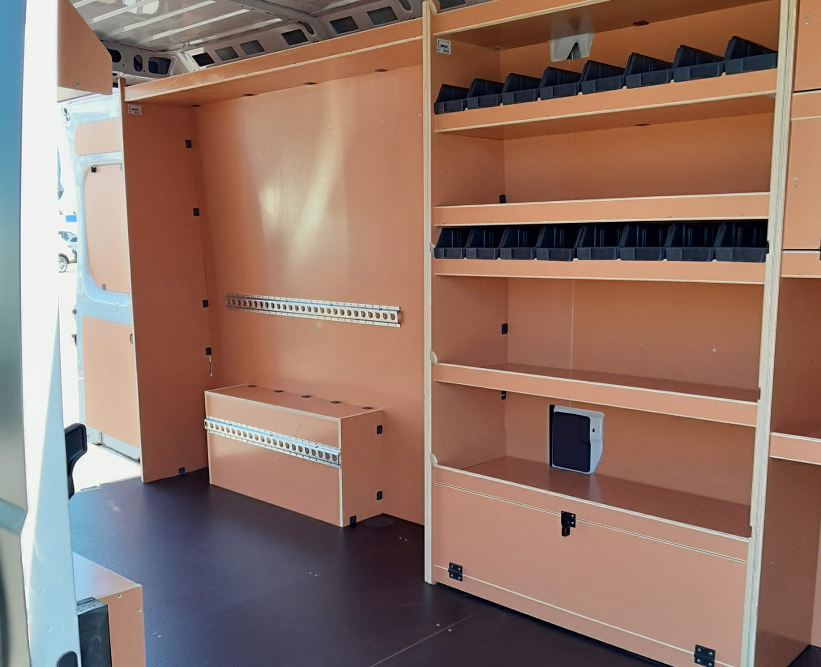 Présentation aménagement IVECO E-SUPER JOLLY